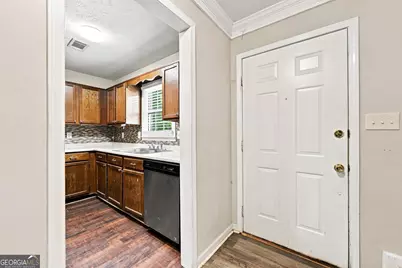 135 Sterling Court, Alpharetta, GA 30004 - Photo 8