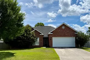 113 Berkley Cir, Warner Robins, GA 31093 - Photo 1