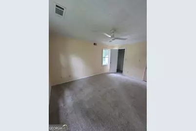 538 Cole Drive SW, Lilburn, GA 30047 - Photo 10