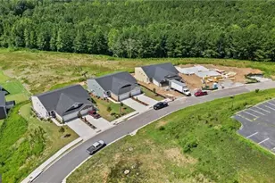 27 Village Dr, Dawsonville, GA 30534 - Photo 2
