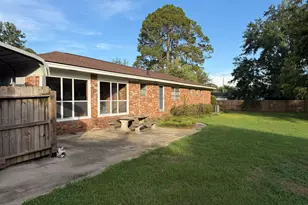1606 Roberson St, Dublin, GA 31021 - Photo 8