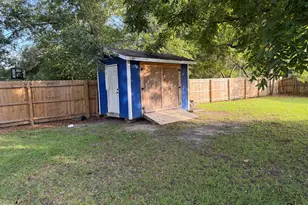 1606 Roberson St, Dublin, GA 31021 - Photo 10