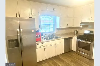 1822 Hallmark Dr, Griffin, GA 30223 - Photo 8