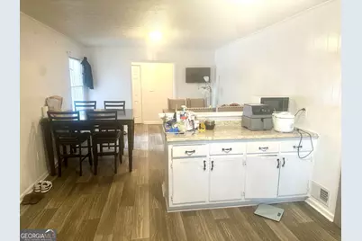1822 Hallmark Dr, Griffin, GA 30223 - Photo 4