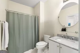 345 W Berwicke Common NE, Sandy Springs, GA 30342 - Photo 22