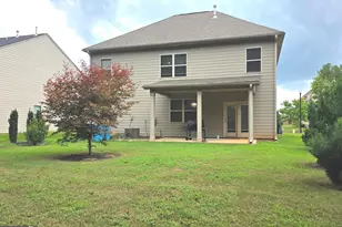 7643 Watson Cir, Locust Grove, GA 30248 - Photo 2