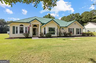 95 Firethorne Dr, Newnan, GA 30265 - Photo 1