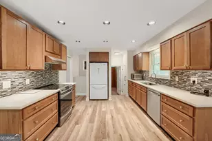 2723 Chamblee Tucker Rd, Atlanta, GA 30341 - Photo 12