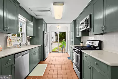 1467 Hawthorne Avenue NW, Atlanta, GA 30309 - Photo 8