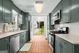 1467 Hawthorne Ave NW, Atlanta, GA 30309 - Photo 8
