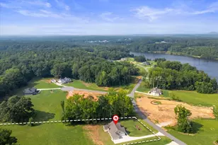 947 Lake Varner Dr, Covington, GA 30014 - Photo 2