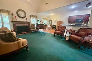 930 Vinings Dr, Winder, GA 30680 - Photo 10