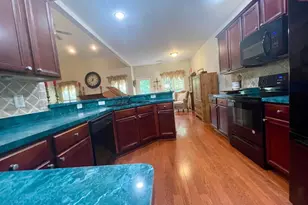 930 Vinings Dr, Winder, GA 30680 - Photo 36
