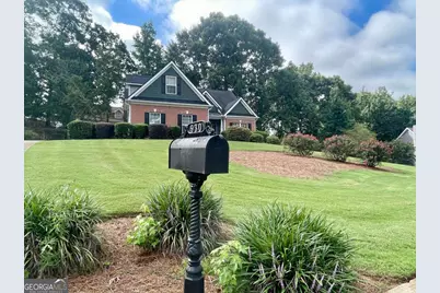 930 Vinings Drive, Winder, GA 30680 - Photo 1