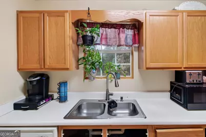 579 Edna Street, Villa Rica, GA 30180 - Photo 10