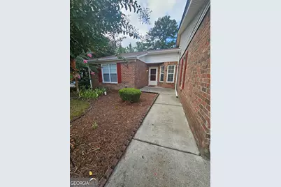 235 Monmouth Drive, Fayetteville, GA 30214 - Photo 2