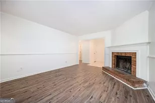 4069 Coopers Hill Dr SE, Smyrna, GA 30080 - Photo 4