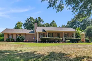 837 Sunset Dr, Locust Grove, GA 30248 - Photo 1