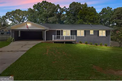 5880 Norton Circle, Flowery Branch, GA 30542 - Photo 2