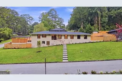 1447 Skyhaven Road SE, Atlanta, GA 30316 - Photo 1