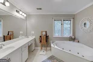5332 Candleberry Dr SW, Lilburn, GA 30047 - Photo 28