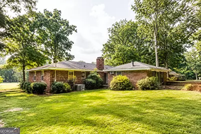 802 S Cherokee Road, Social Circle, GA 30025 - Photo 2
