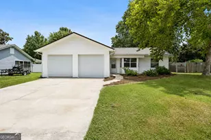 144 Cherry Point Dr, Saint Marys, GA 31558 - Photo 2