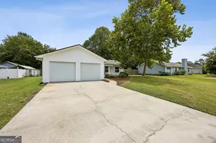 144 Cherry Point Dr, Saint Marys, GA 31558 - Photo 4