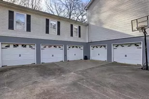 3932 Shoemaker Ct, Marietta, GA 30062 - Photo 2