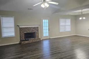 1746 Tugalo Dr, Jefferson, GA 30549 - Photo 2