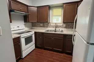 542 Chateau Cir, Saint Marys, GA 31558 - Photo 4