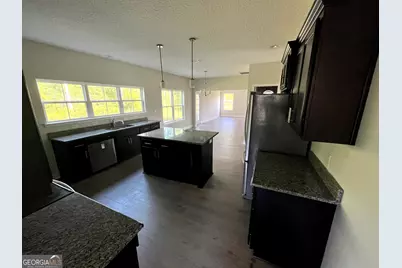 284 Thorp Circle, Hinesville, GA 31313 - Photo 6