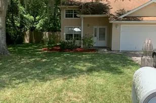105 Cherry Tree Ct, Kingsland, GA 31548 - Photo 2