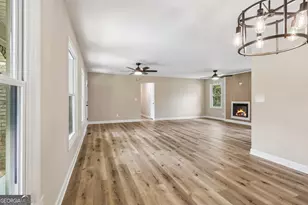 2526 Hamill Dr, Buford, GA 30519 - Photo 12