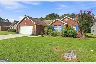 1648 Graystone Drive, Hampton, GA 30228 - Photo 2