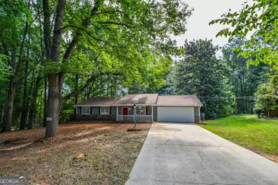 110 E Country Woods Drive, Covington, GA 30016 - Photo 1