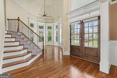 2435 Retreat Point Parkway, Hoschton, GA 30548 - Photo 4