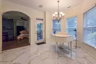 8190 Nesbit Ferry Rd, Sandy Springs, GA 30350 - Photo 32