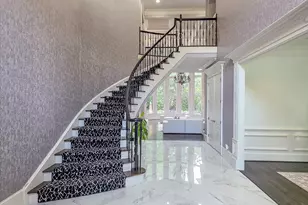 8190 Nesbit Ferry Rd, Sandy Springs, GA 30350 - Photo 6