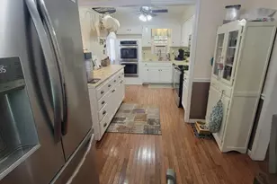 205 Pinehaven Dr, Lagrange, GA 30240 - Photo 6