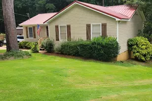 205 Pinehaven Dr, Lagrange, GA 30240 - Photo 2
