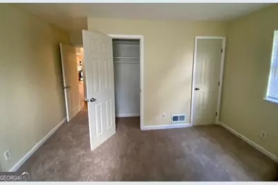 6425 Westbury Rd, Riverdale, GA 30274 - Photo 8