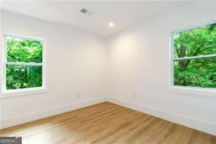 2130 Donald Lee Hollowell Pkwy NW, Atlanta, GA 30318 - Photo 14