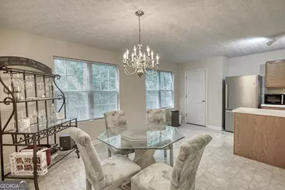 5687 Strathmoor Manor Circle, Lithonia, GA 30058 - Photo 12
