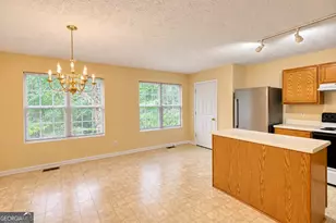 5687 Strathmoor Manor Cir, Lithonia, GA 30058 - Photo 14