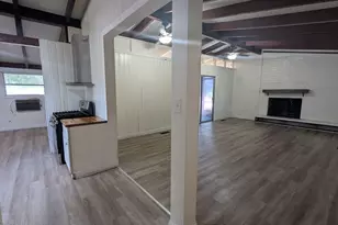 2021 Whispering Pines Rd, Albany, GA 31707 - Photo 2