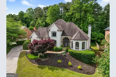 9170 Nesbit Lakes Drive, Alpharetta, GA 30022 - Photo 1
