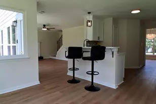 8495 Glendevon Ct, Riverdale, GA 30274 - Photo 4