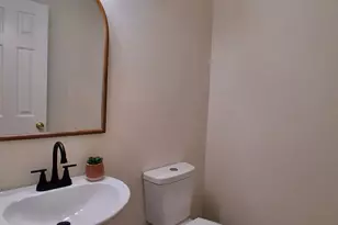 8495 Glendevon Ct, Riverdale, GA 30274 - Photo 10