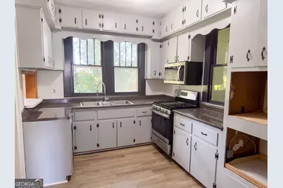 355 Pecan Street SE, Dawson, GA 39842 - Photo 2